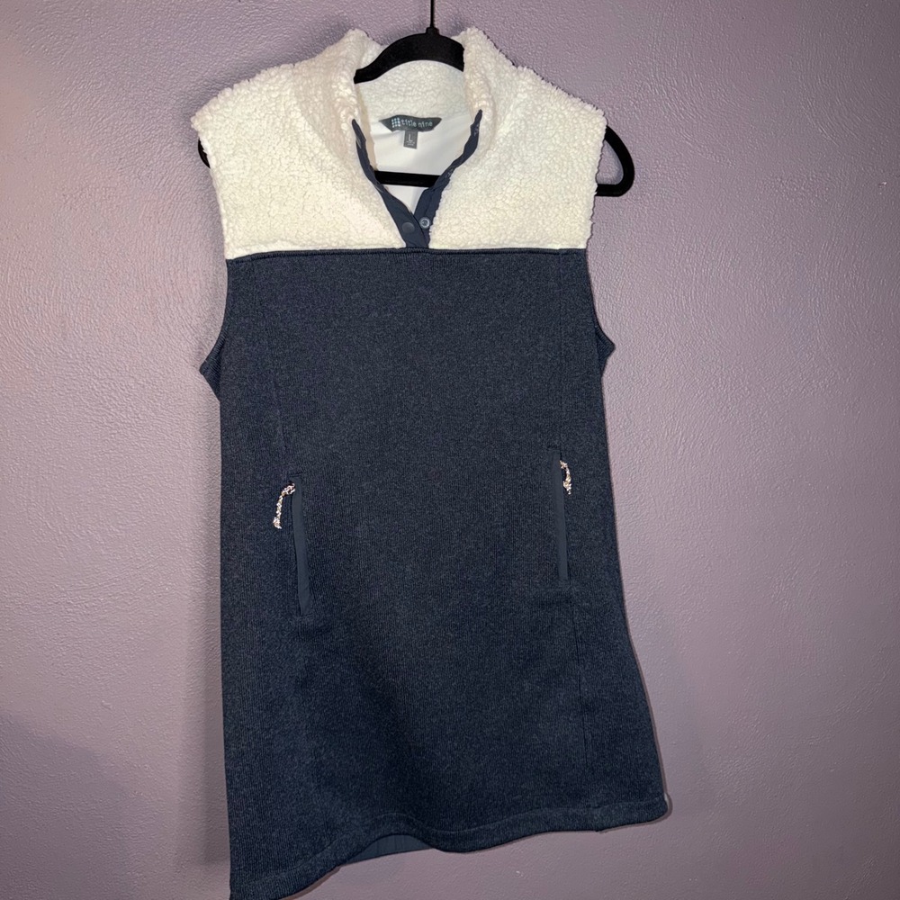 Title Nine Sherpa Fleece Mixed Media Vest Grey Cream Snap Mock Neck Sz L